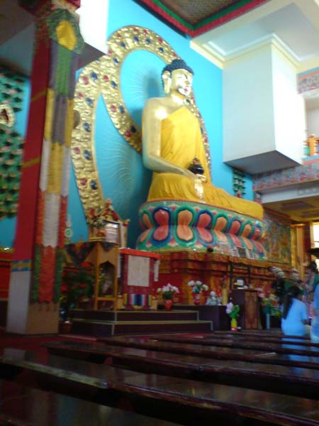 9-метровая статуя Будды Шакьямуни, Элиста